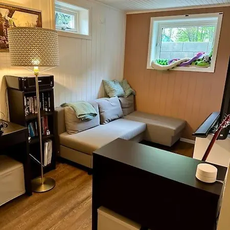 Beautiful House With Garden Close To The