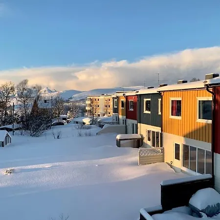 Hotel Beautiful House With Garden Close To The Tromsø